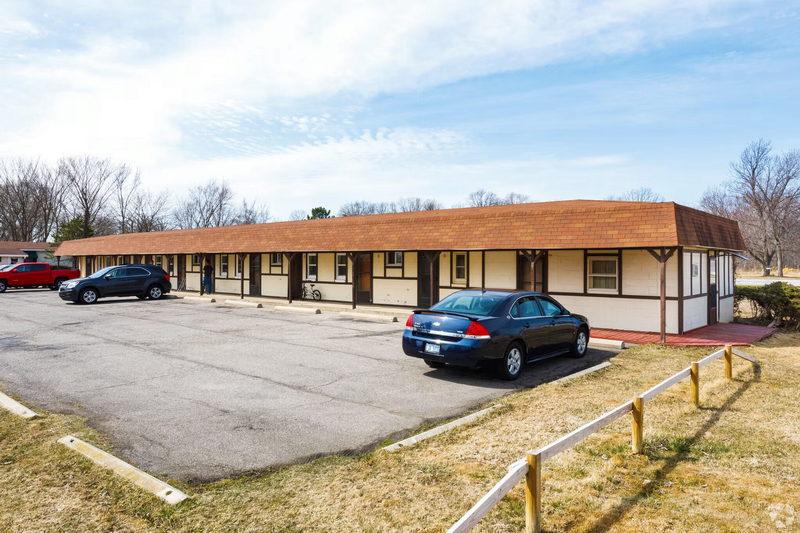 Evas Motel - Real Estate Photos